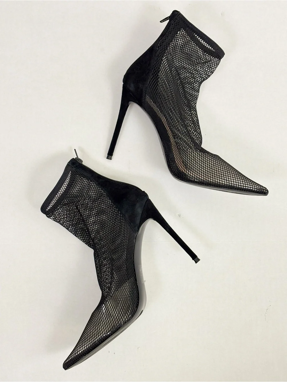 Steve Madden Vielo Black Suede Mesh Pointed-Toe Booties in Black Size 9